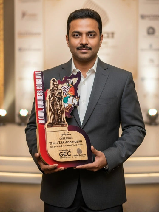 The Ultimate Guide to Employee Recognition Awards