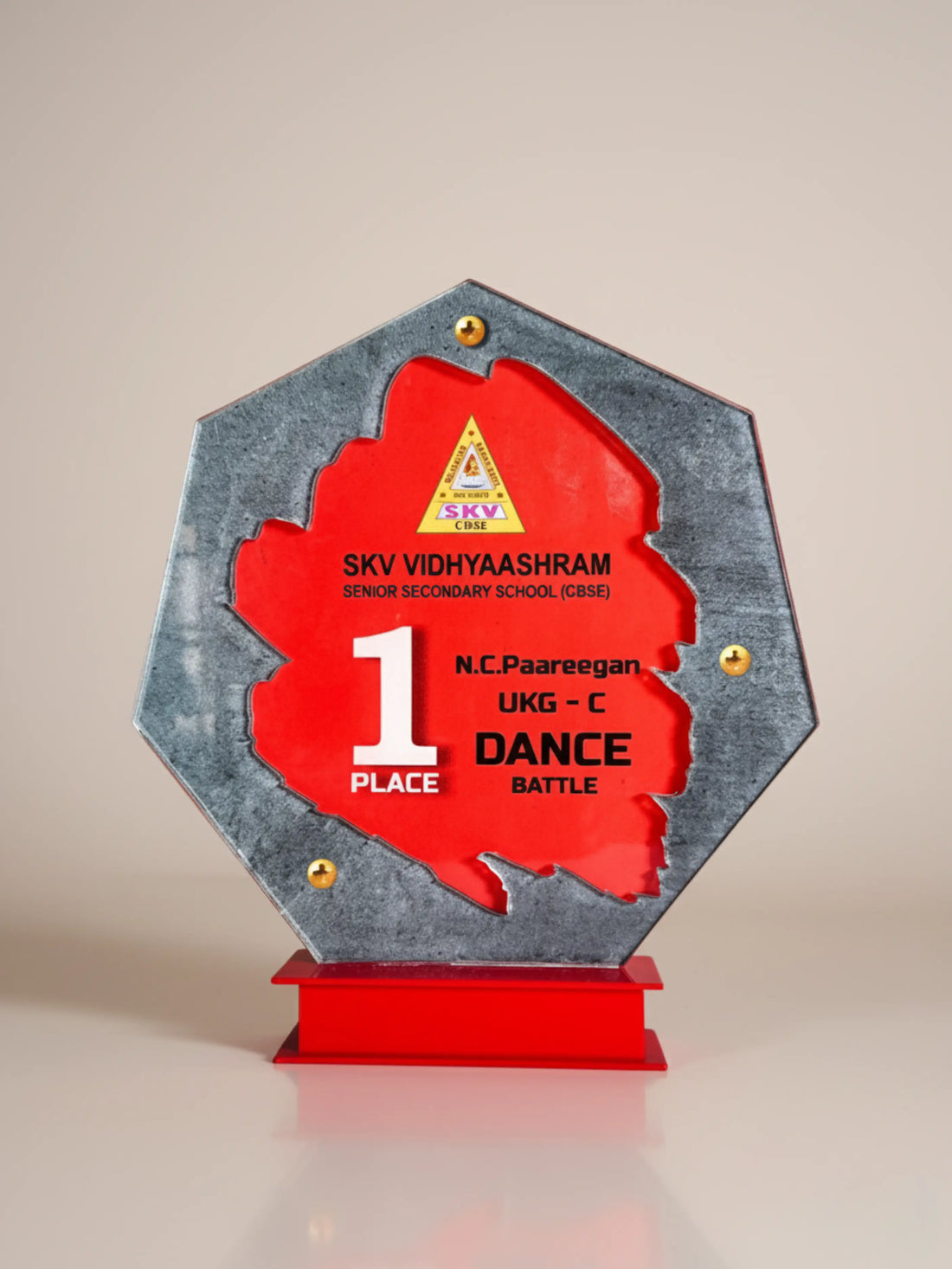 Custom Trophies Buying Guide: 7 Ways to Choose Premium Awards India