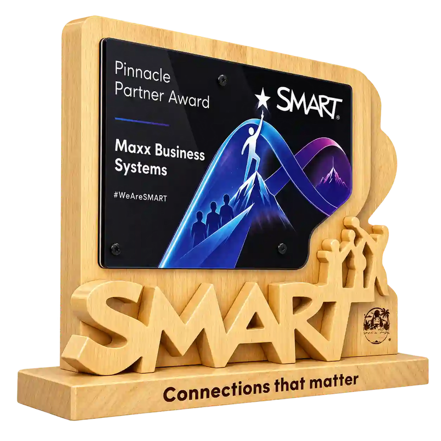 Three-quarter view of SMART award with Connections that matter inscription on base