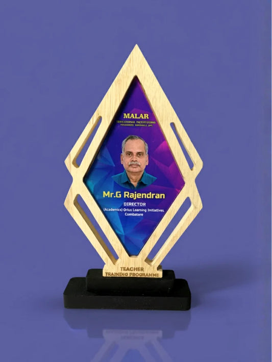 Decorative award with a portrait of a person on a purple background