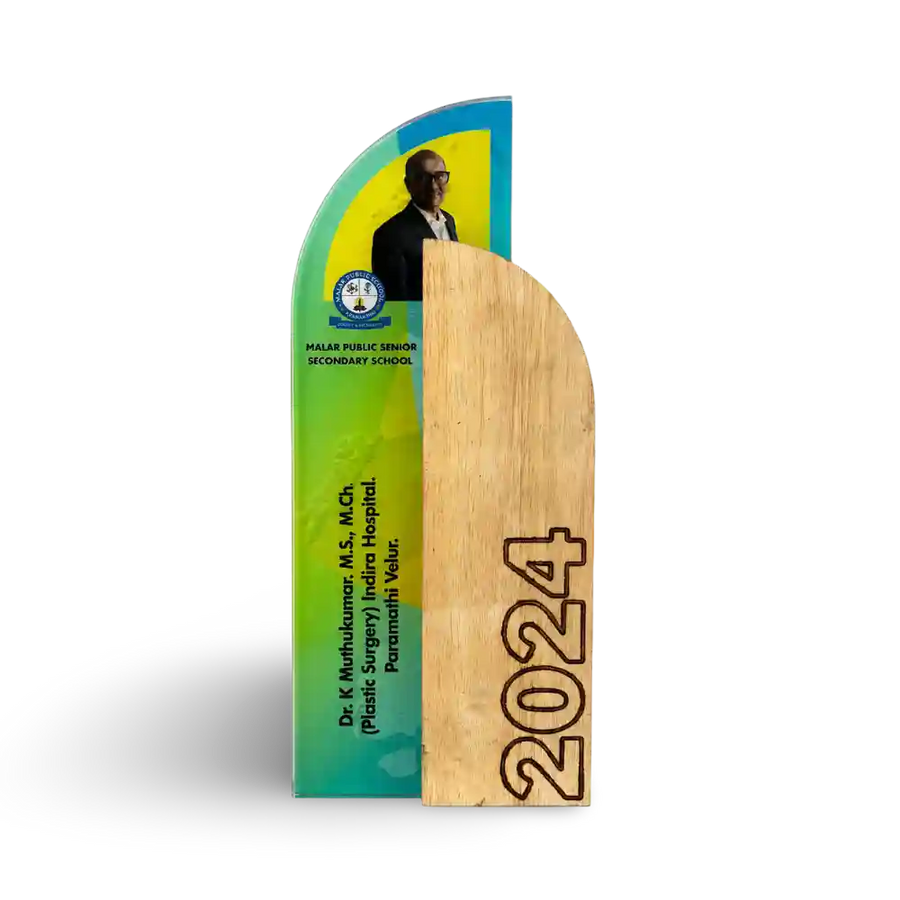 Chief guest recognition trophy with personalised event details